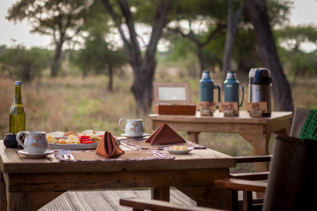Baobab Tented Camp Kwa Kuchinia Exterior foto